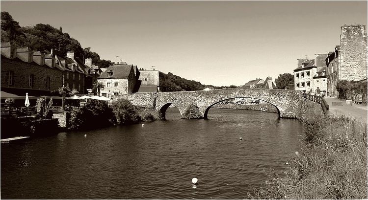 Dinan2 320