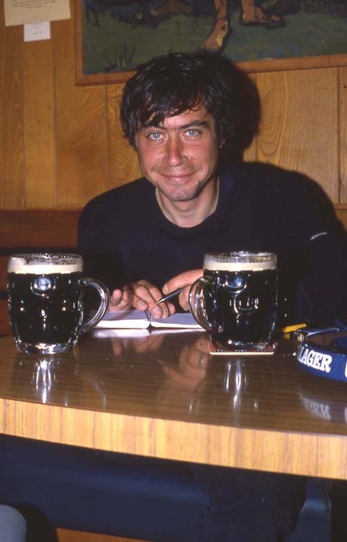 212pub