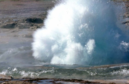 057geysir
